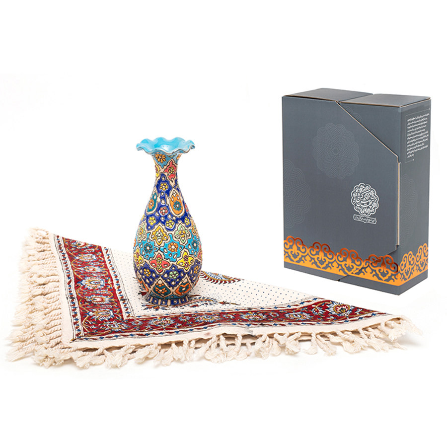 Coffret Cadeau – Vase en Émail & Nappe Persane
