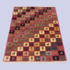 Tapis Gabbeh en laine persane véritablement tissé à la main avec motifs checkered animaliers