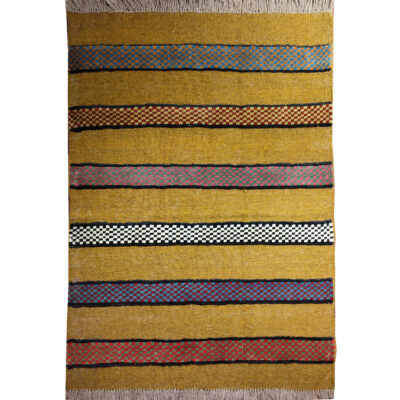 Tapis Kilim en laine persane véritablement tissé à la main en Fars rayé jaune