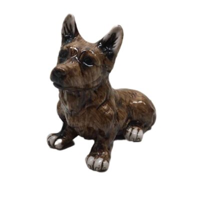 Figurine décorative de chien assis – Sculpture charmante d’animal de compagnie