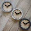 Horloge de bureau en béton fait main - Minimaliste carrée