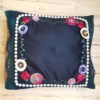Housse de Coussin Brodée - Design Bijoux au Crochet Fait Main