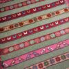 Tapis en laine Kilim persan tissé à la main avec motifs animaliers rayés