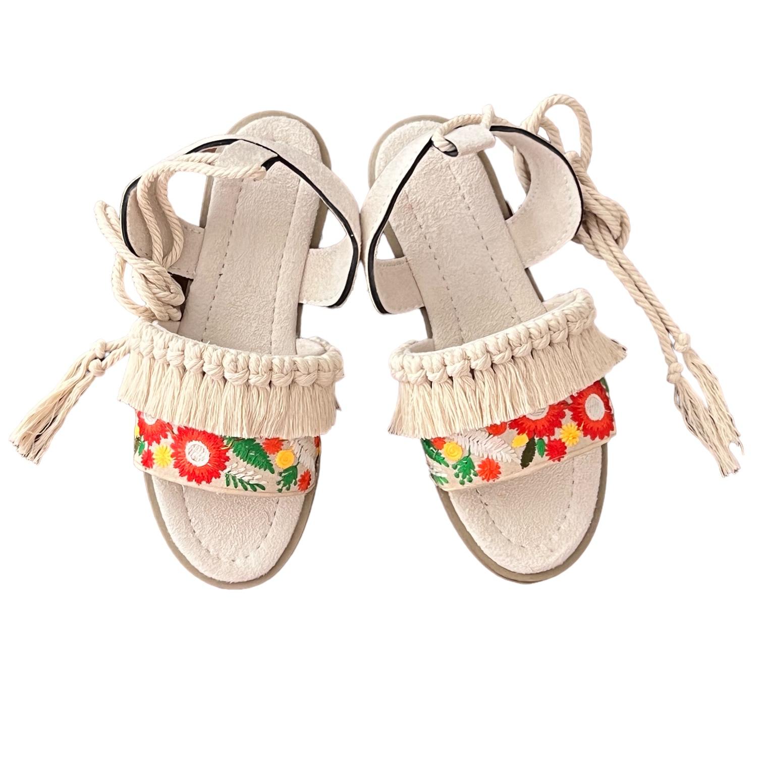 Sandales Plates Slingback Brodées à la Main avec Design Boho