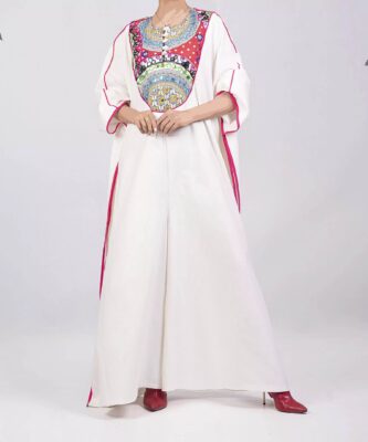 Abaya pour femmes avec design brodé, vêtement quotidien