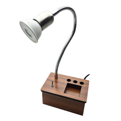 Lampe de bureau en bois pour lecture – avec organiseur à crayons – modèle KM80