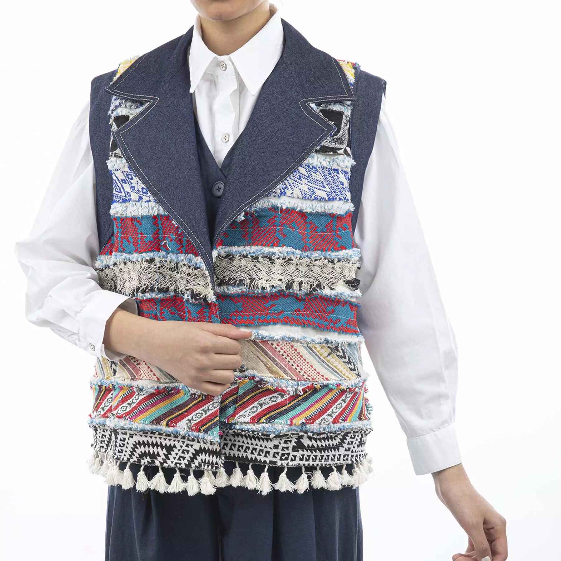 Gilet brodé pour femmes avec design patchwork