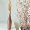 Vase à bourgeons décoratif minimaliste en bois massif naturel, fait main.