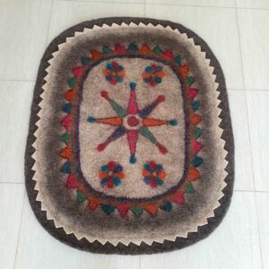 Tapis en feutre de laine persan 100% naturel et fait main Gobryas