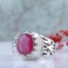 Bague en argent avec rubis rouge Élégance pour hommes, faite à la main