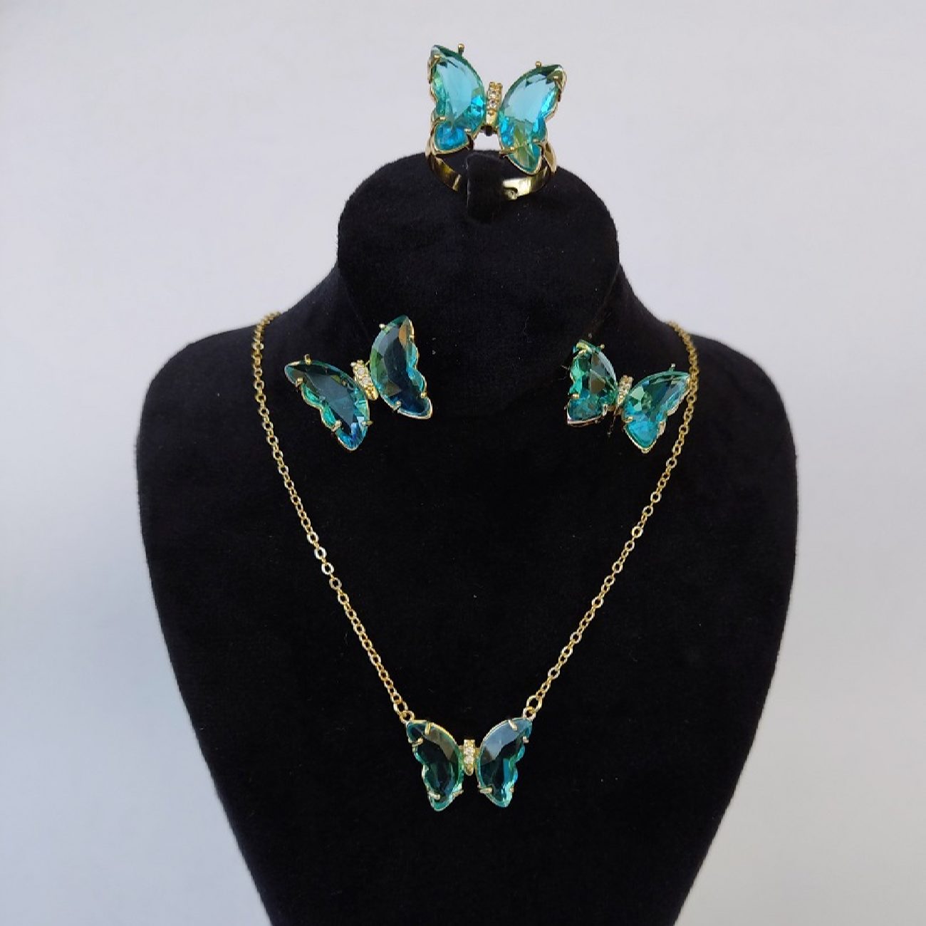 Set de bijoux en acier pour femmes avec design Papillon