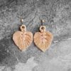Boucles d'oreilles en macramé faites à la main pour femmes, avec motif de feuille