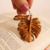 Boucles d’Oreilles en Bois pour Femmes Fait Main avec Motif de Feuille