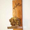 Applique murale en bois avec design de sculpture florale