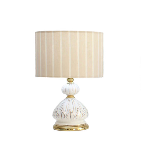Lampe de table avec vase en céramique et abat-jour tambour crème
