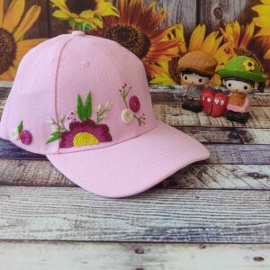 Casquette Brodée à la Main pour Femmes avec Design Floral