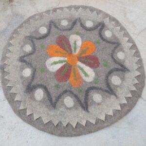 Tapis en feutre de laine persan 100% naturel et fait main Peyvand