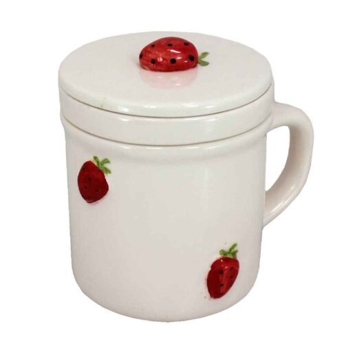 Tasse en céramique artisanale – Design Fraises