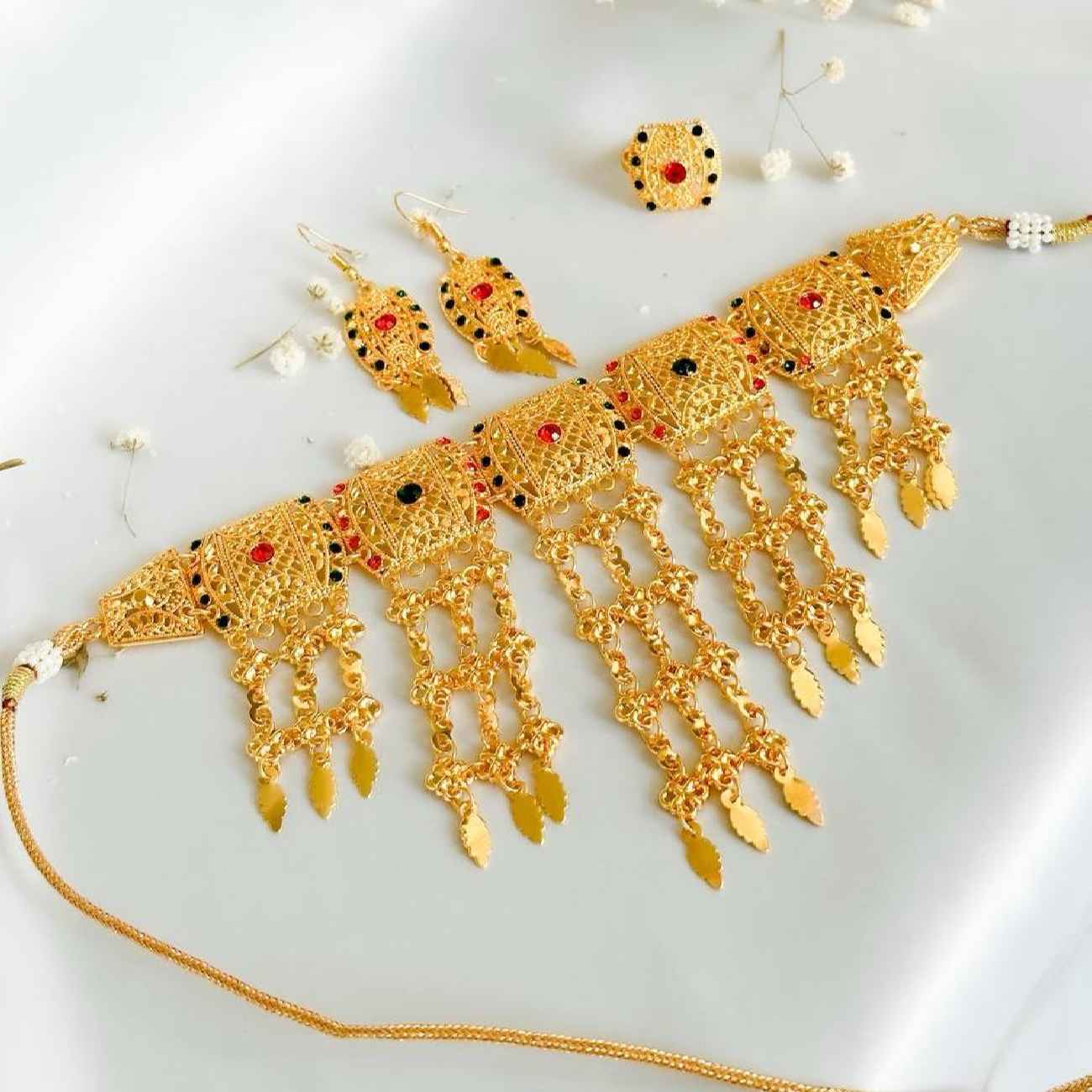 Ensemble Collier en Laiton Mortasha avec Boucles d'Oreilles