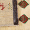 Tapis Gabbeh Persan en laine authentique tissé à la main dans le Khorasan, motifs animaliers et d'arbres