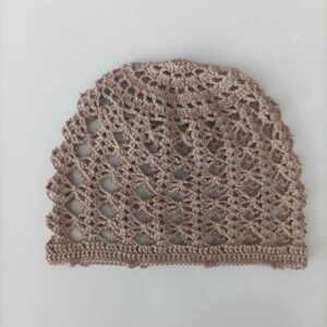 Chapeau Crocheté – Doux et Chaleureux, Idées Cadeaux Parfaites pour l’Hiver avec Design Géométrique