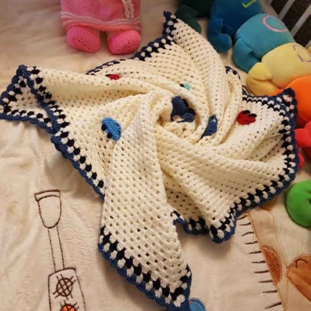 Dessus de Lit Bébé au Crochet Tissé à la Main – Parfait pour la Décoration de la Chambre