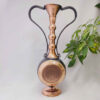 Vase en cuivre fait main avec détails fins en stylo noir