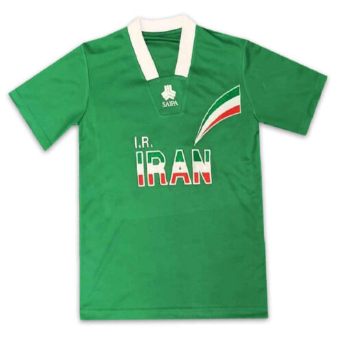 Maillot Classique Iran National 1998 – Possédez un Morceau de l’Histoire du Football avec le Kit Classique