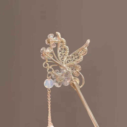 Pinces à Cheveux pour Femmes – Modèle Kanzashi – Design de Fleur et Papillon Suspendu