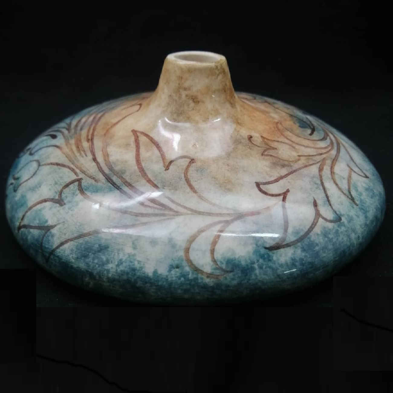 Vase décoratif en céramique persan idéal pour cadeau ou décoration avec design lierre