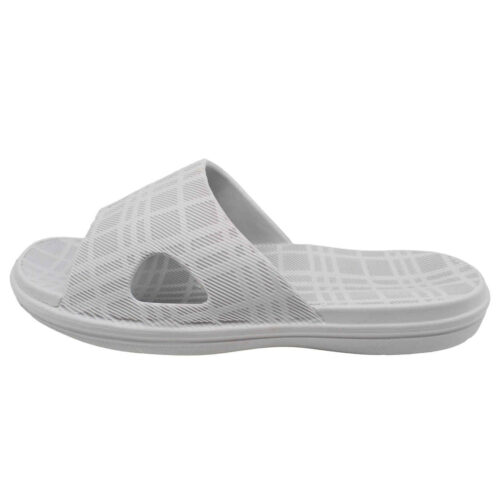 Chaussons Nikta Cloud – Flottez à travers votre journée avec l’alliance parfaite du confort et du style