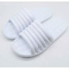 Chaussons Nikta Cloud - Confort céleste et élégance moderne