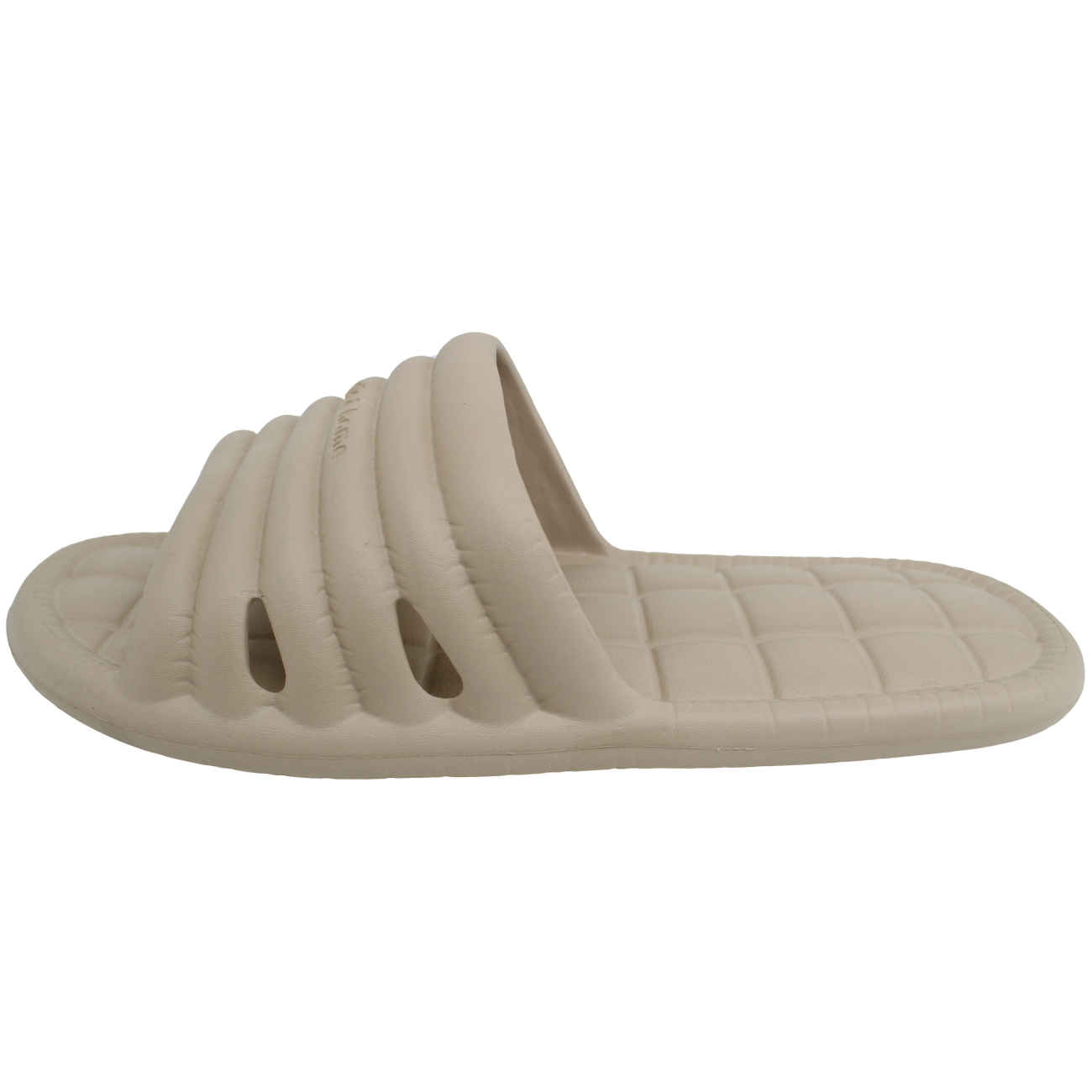 Chaussons Nikta Cloud - L’alliance parfaite du confort, du style et de l’élégance sans effort