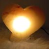 Lampe en sel persan – modèle "Amour" parfait pour méditation et relaxation
