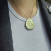 Broche en laiton pour femme - Chic & Lux avec Design Printemps en doré