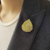 Broche en laiton pour femme - Chic & Lux avec Design Printemps en doré