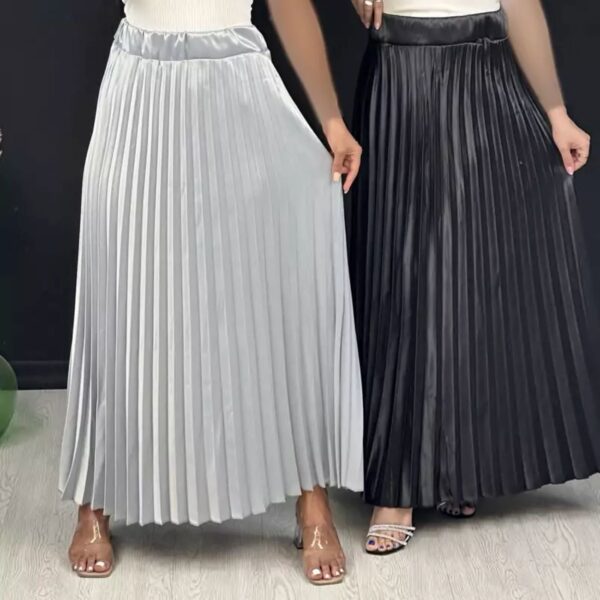 Jupe plissée en satin élégante en plusieurs couleurs – Stylée et polyvalente pour toutes les occasions