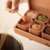 Étagère à épices en bois avec 6 boîtes - Rangement organisé pour votre cuisine