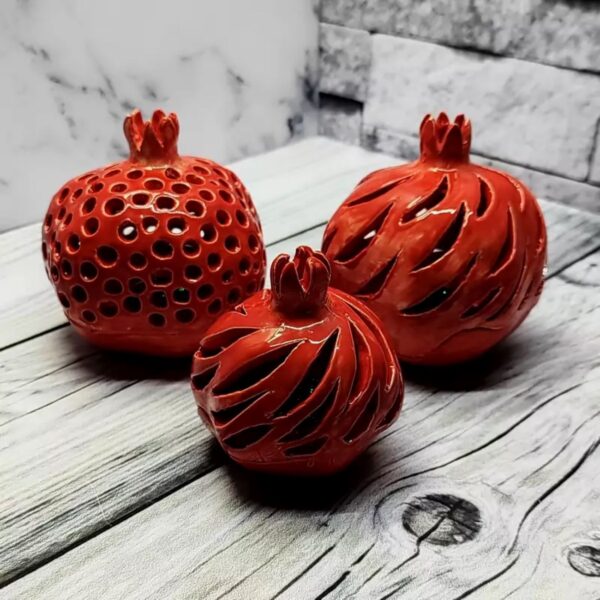 Porte-bougie en céramique style grenade 2 pièces – Une touche décorative pour l’ambiance de votre maison