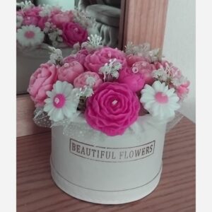 Boîte de bougie décorative avec fleurs, design floral rose