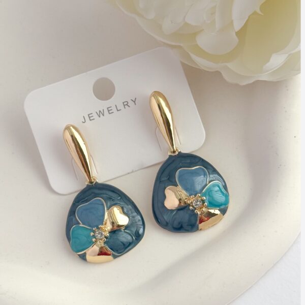 Boucles d’oreilles persanes en acier Minakari avec design artistique de fleurs Minakari
