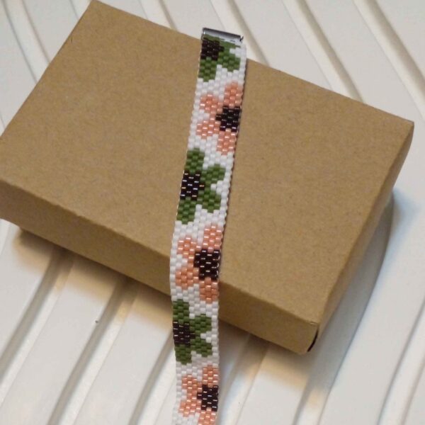 Bracelet Tissé en Acier pour Femme – Motif Tigre