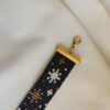 Bracelet Tissé en Acier pour Femme – Motif Étoiles