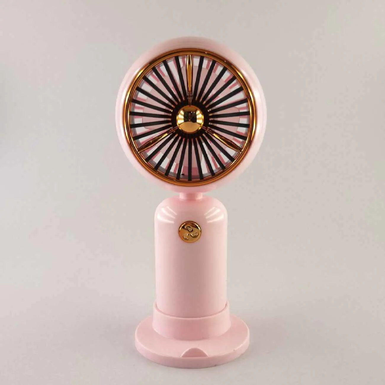 Ventilateur Portatif – Idéal pour les Chaudes Journées d'Été lorsque la Climatisation ne Suffit Pas