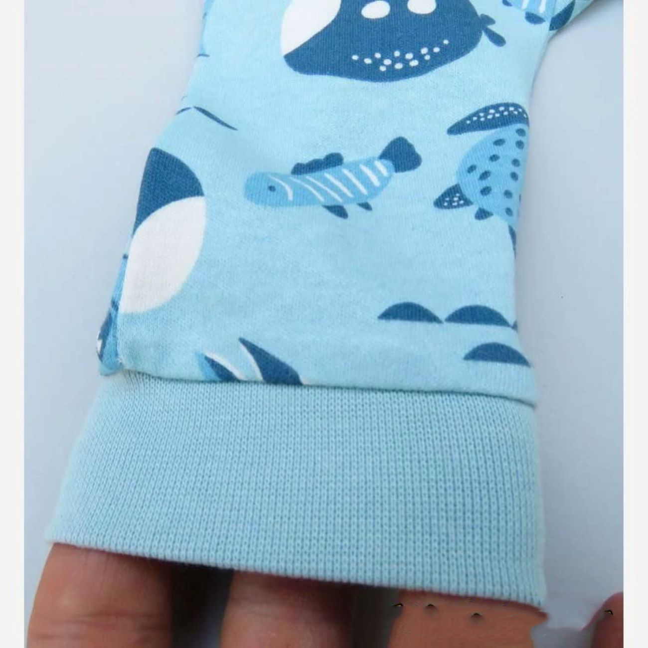 Dormez mieux avec le swaddle - Doux et sûr, idéal pour favoriser le sommeil en rose.