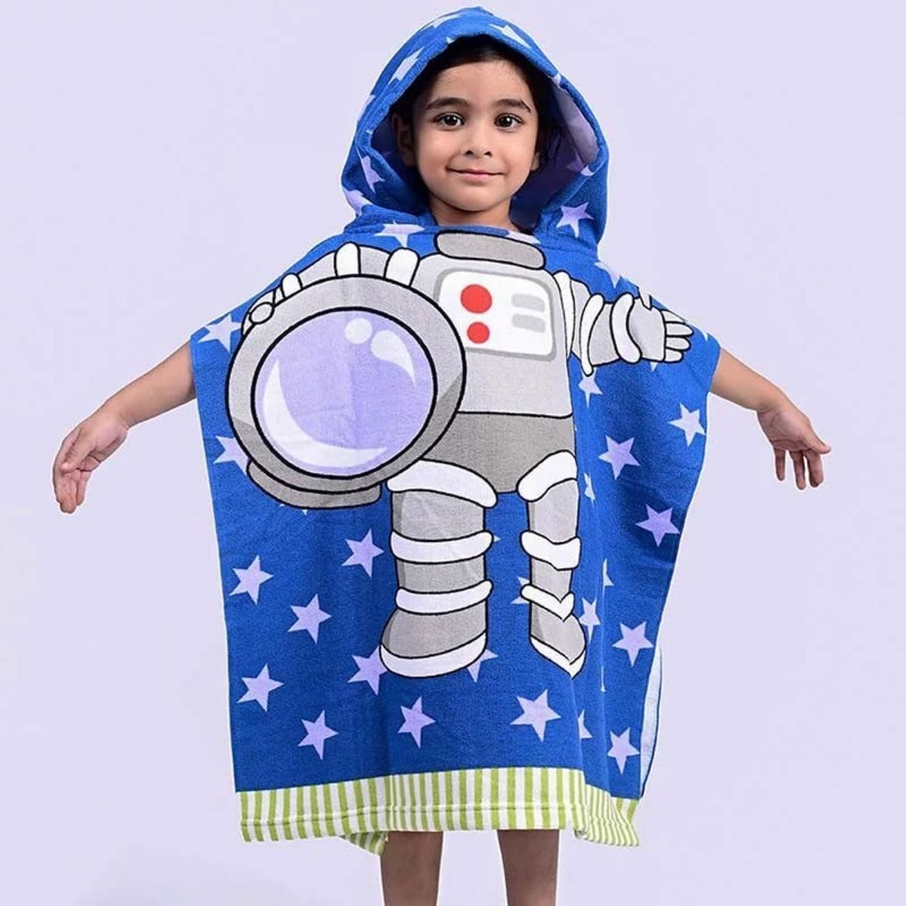 Serviette de bain à capuche bleu clair pour bébé avec motif astronaute – Douce et confortable