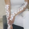 Gants de mariée avec motif de fleurs – Parfaits pour le mariage et la réception