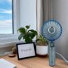 Ventilateur portatif compact avec recharge USB – Léger et à pince pour usage personnel