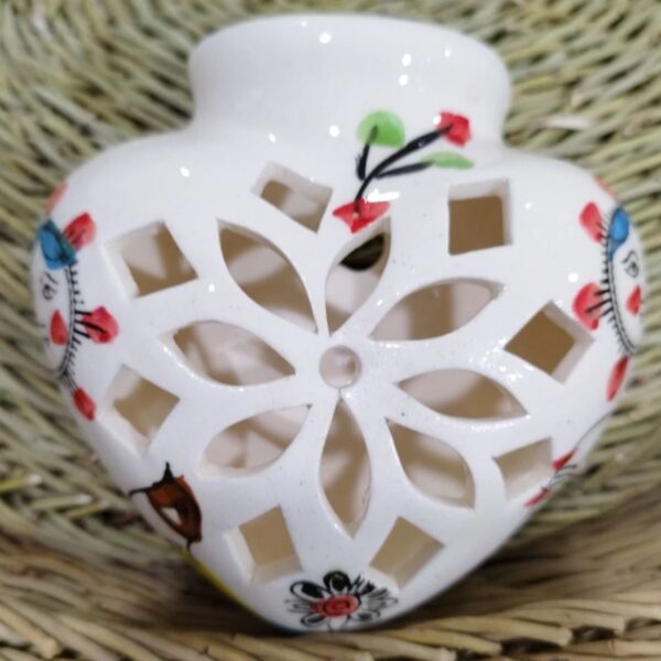 Vase mural en céramique fait main – Accent décoratif artistique pour la maison
