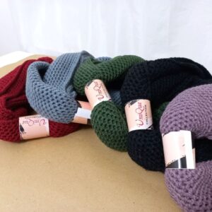 Foulard col tissé à la main – Parfait pour les temps froids et les superpositions